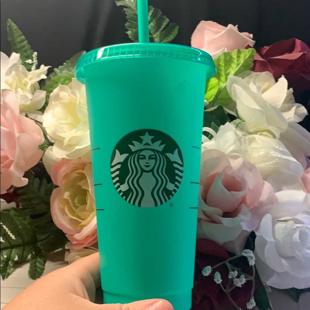 Color -Changing Reusable cold cup 🌈